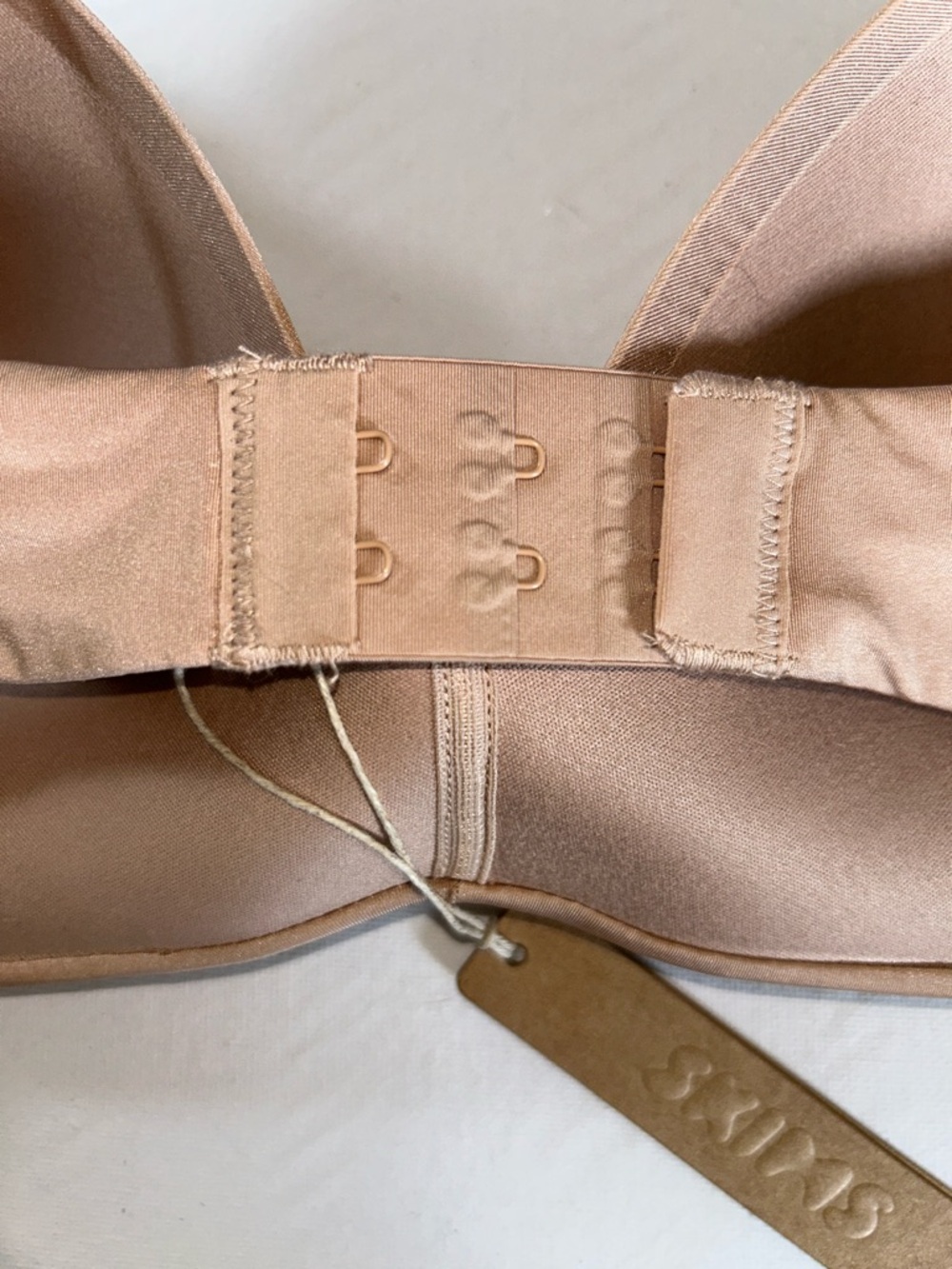 NWT SKIMS Wireless Form Push Up Plunge Bra in Clay - Picture 9 of 12